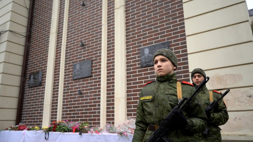 В школе №18 открыли мемориальные доски в память о погибших участниках СВО